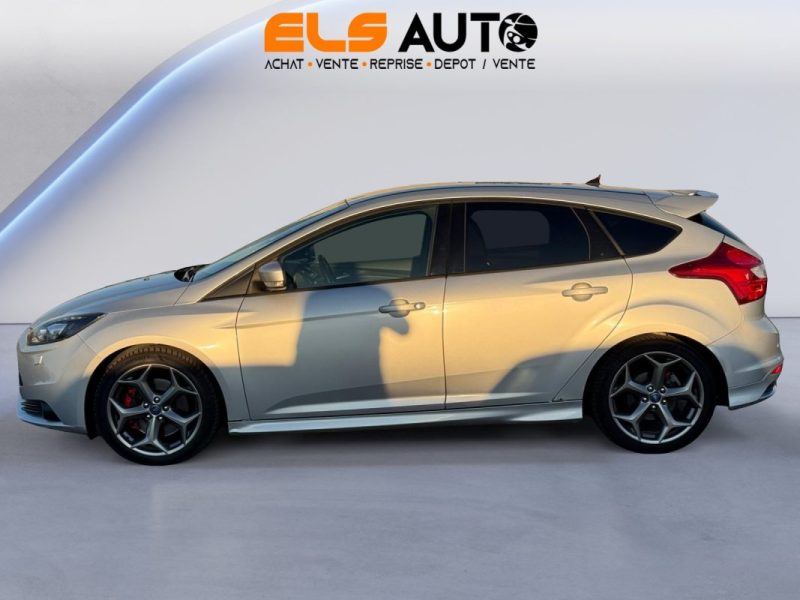 FORD  FOCUS ST 2.0i 250ch 2.Main