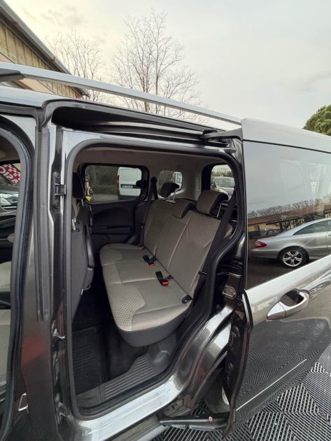 FORD TOURNEO COURIER 1.5 TDCI 95