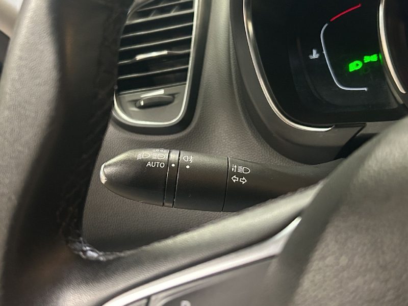 RENAULT GRAND SCÉNIC IV 1.7 BLUE DCI 120 CV *7 PLACES*.