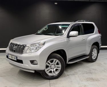 TOYOTA LAND CRUISER  2011