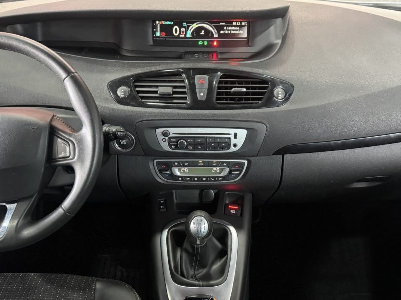 RENAULT SCENICIII 1.5 DCI 110CH ENERGY ZEN ECO² 5 PLACES 2014