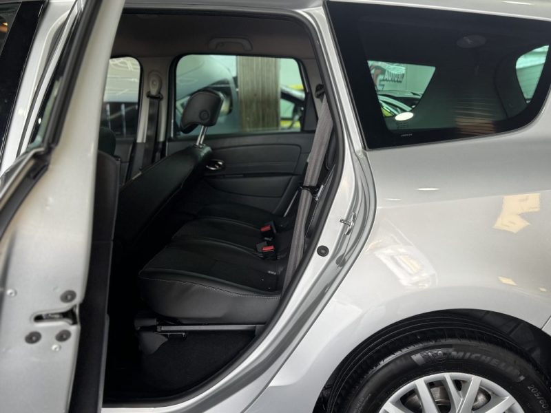 RENAULT SCENICIII 1.5 DCI 110CH ENERGY ZEN ECO² 5 PLACES 2014