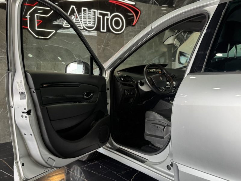 RENAULT SCENICIII 1.5 DCI 110CH ENERGY ZEN ECO² 5 PLACES 2014