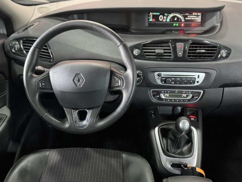 RENAULT SCENICIII 1.5 DCI 110CH ENERGY ZEN ECO² 5 PLACES 2014