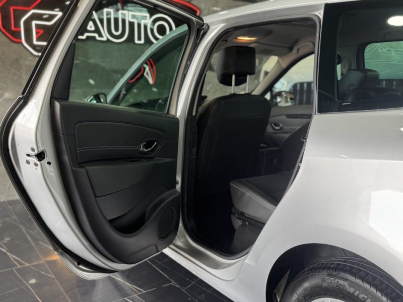 RENAULT SCENICIII 1.5 DCI 110CH ENERGY ZEN ECO² 5 PLACES 2014