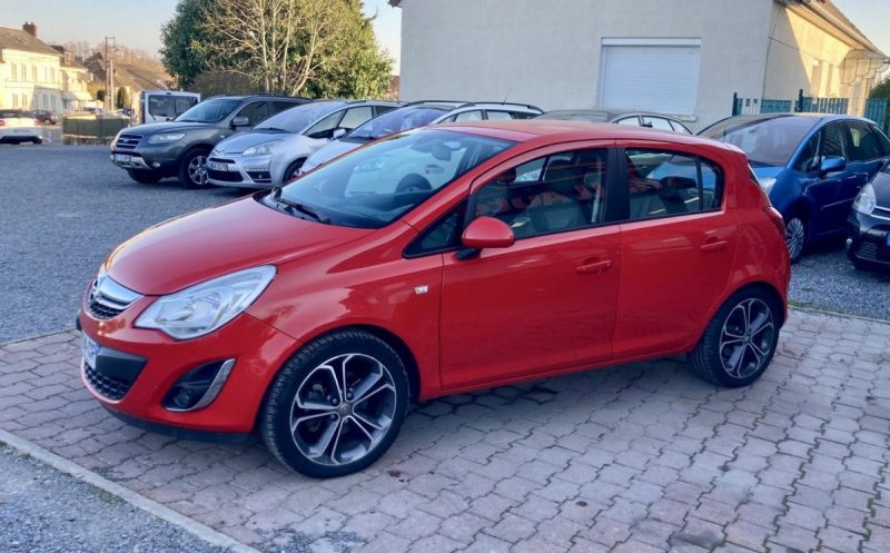 OPEL CORSA D 1.4L i Turbo 120cv COSMO Gps_Semi cuir / Révisée&Garantie 