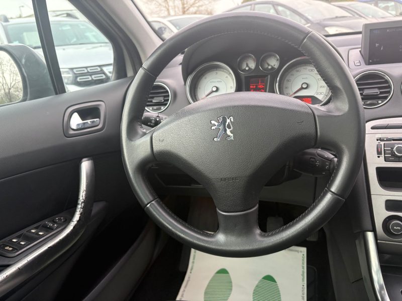 PEUGEOT 308 I 1.6 HDI 110cv Féline garantie 12 mois