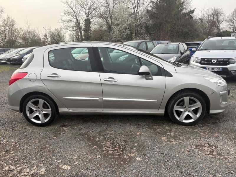 PEUGEOT 308 I 1.6 HDI 110cv Féline garantie 12 mois