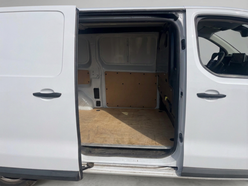 CITROEN JUMPY M 2.0 L BLUEHDI 145 ch PACK PREMIUM CONNECT