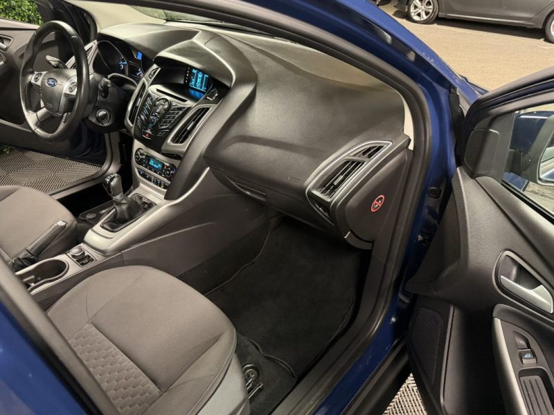 FORD FOCUS 3 III 1.0 ECOBOOST 100 Cv 35 800 Kms ORIGINE FRANCE / CRIT AIR 1 - GARANTIE 1 AN