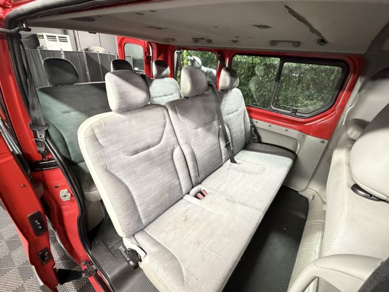 RENAULT TRAFIC II PHASE 2 PASSENGER 2.0 DCI 90 Cv L1H1 67 100 Kms 1ERE MAIN - Garantie 1 an