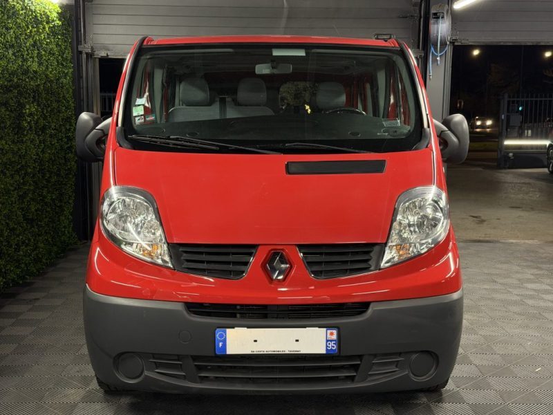 RENAULT TRAFIC II PHASE 2 PASSENGER 2.0 DCI 90 Cv L1H1 67 100 Kms 1ERE MAIN - Garantie 1 an