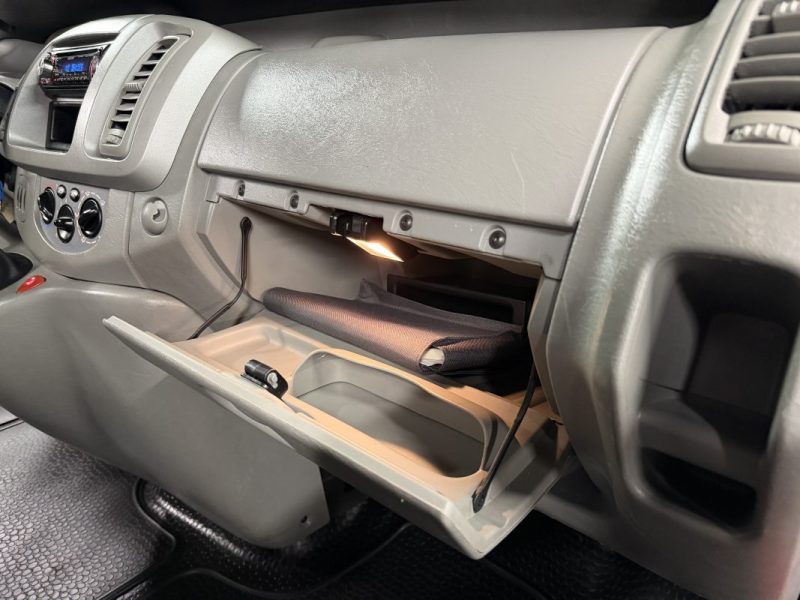 RENAULT TRAFIC II PHASE 2 PASSENGER 2.0 DCI 90 Cv L1H1 67 100 Kms 1ERE MAIN - Garantie 1 an