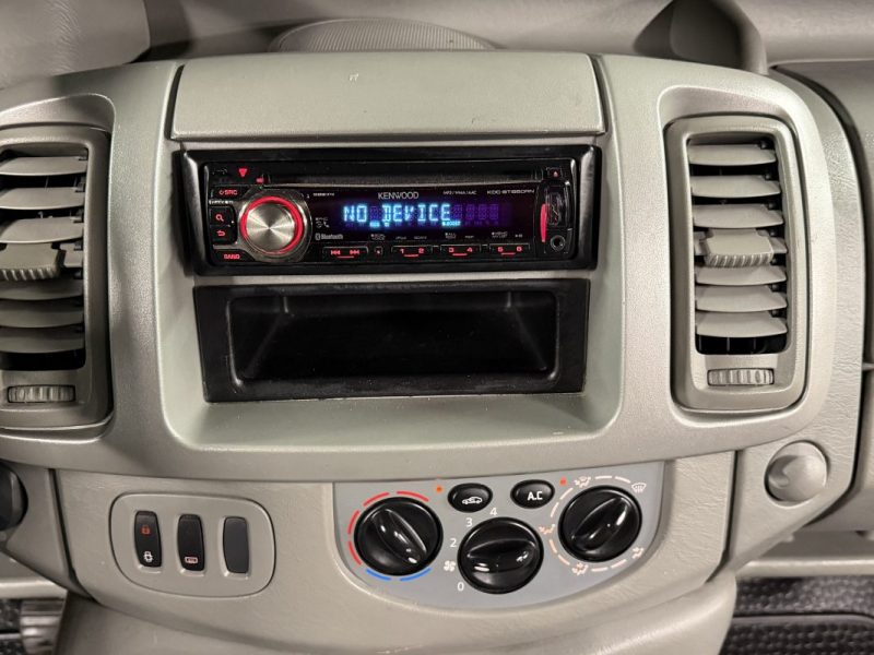 RENAULT TRAFIC II PHASE 2 PASSENGER 2.0 DCI 90 Cv L1H1 67 100 Kms 1ERE MAIN - Garantie 1 an