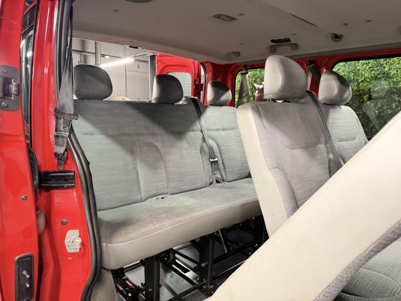 RENAULT TRAFIC II PHASE 2 PASSENGER 2.0 DCI 90 Cv L1H1 67 100 Kms 1ERE MAIN - Garantie 1 an