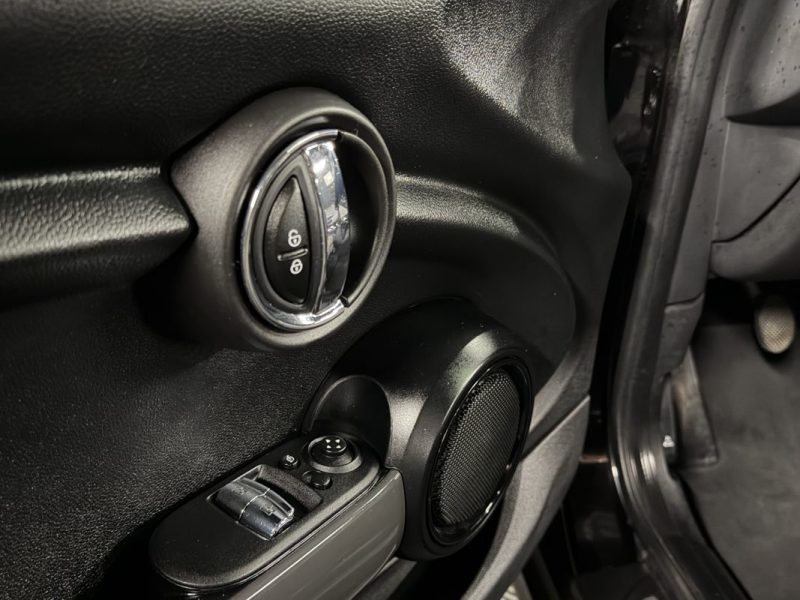 MINI MINI III COOPER F56 Edition SHOREDITCH 1.5 136 GPS / TOIT OUVRANT PANORAMIQUE - GARANTIE 1 AN