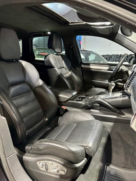 PORSCHE CAYENNE 4.8 V8 TURBO TIPTRONIC S  MOTEUR CHANGER NEUF PORSCHE