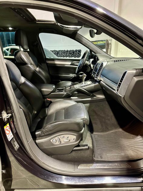 PORSCHE CAYENNE 4.8 V8 TURBO TIPTRONIC S  MOTEUR CHANGER NEUF PORSCHE