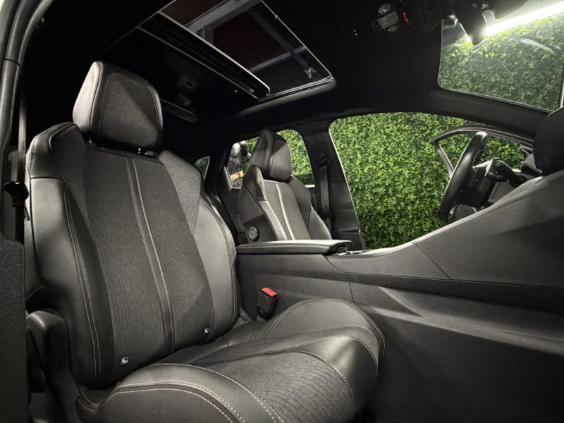PEUGEOT 3008 II PHASE 2 GT LINE 1.6 THP HYBRID 300 Cv TOIT OUVRANT BOITE AUTO VIRTUAL - Garantie 1an