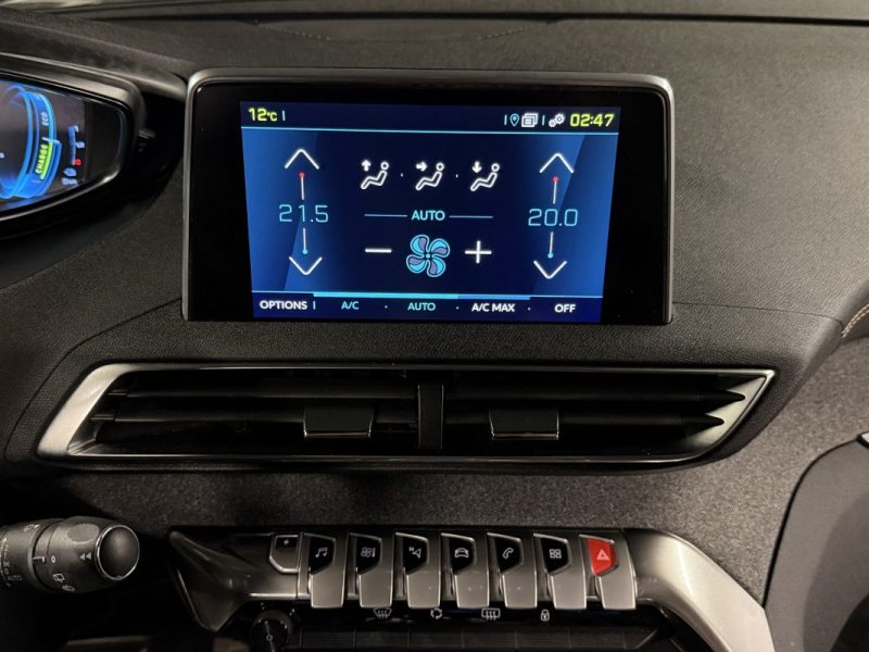PEUGEOT 3008 II PHASE 2 GT LINE 1.6 THP HYBRID 300 Cv TOIT OUVRANT BOITE AUTO VIRTUAL - Garantie 1an