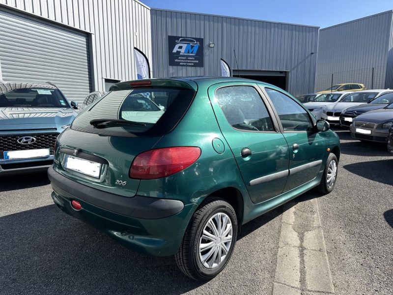 PEUGEOT 206 1.4I  8V 75 CV  XT PREMIUM Garantie