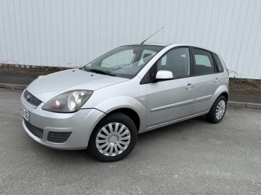 FORD FIESTA 1400 GHIA 2007