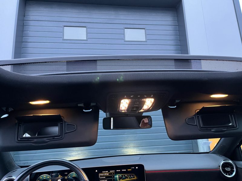 MERCEDES CLASSE A 200D AMG LINE 8G DCT- TOIT OUVRANT- CARPLAY  