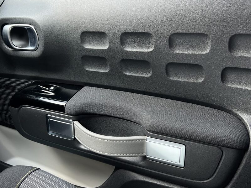 CITROEN C3 II PHASE 2 SHINE 1.2 110 Cv 13 500 Kms / BVM6 APPLE CARPLAY & ANDROID - GARANTIE 1 AN