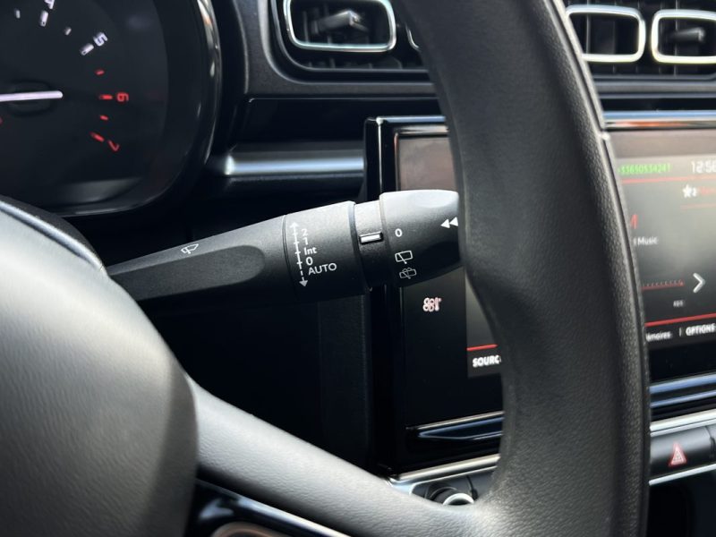 CITROEN C3 II PHASE 2 SHINE 1.2 110 Cv 13 500 Kms / BVM6 APPLE CARPLAY & ANDROID - GARANTIE 1 AN