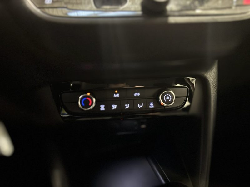 OPEL CORSA 1.2 Turbo 100ch / SUIVI D'ENTRETIEN COMPLET / 1 ERE MAIN