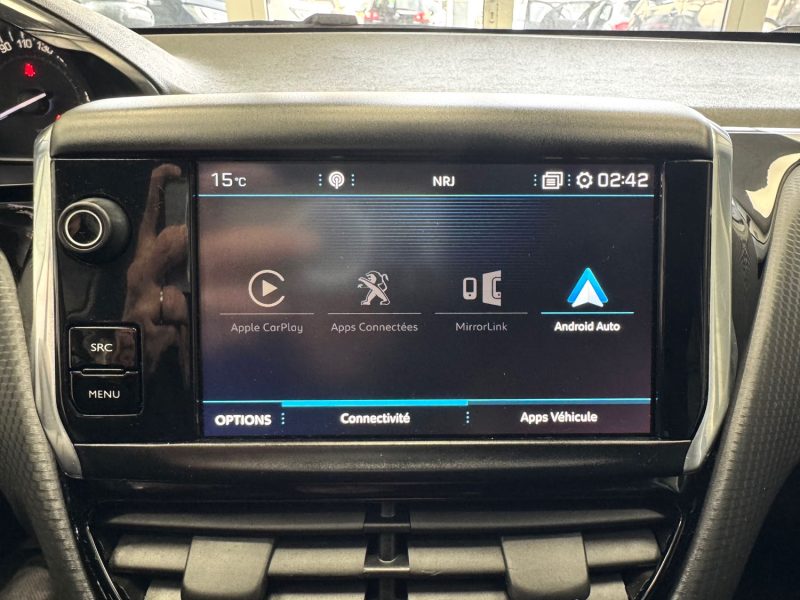 PEUGEOT 208 1.2 ESSENCE 82 CH SYLE 5PLACES 2017