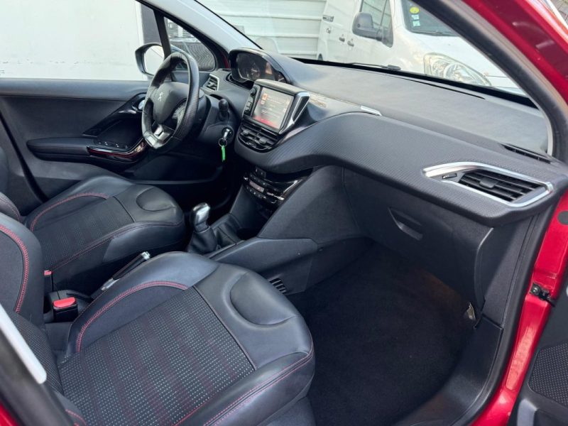 PEUGEOT 208 1.2 PURETECH 110CH ALLURE S&S 5P 2016
