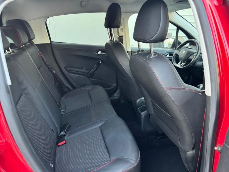 PEUGEOT 208 1.2 PURETECH 110CH ALLURE S&S 5P 2016