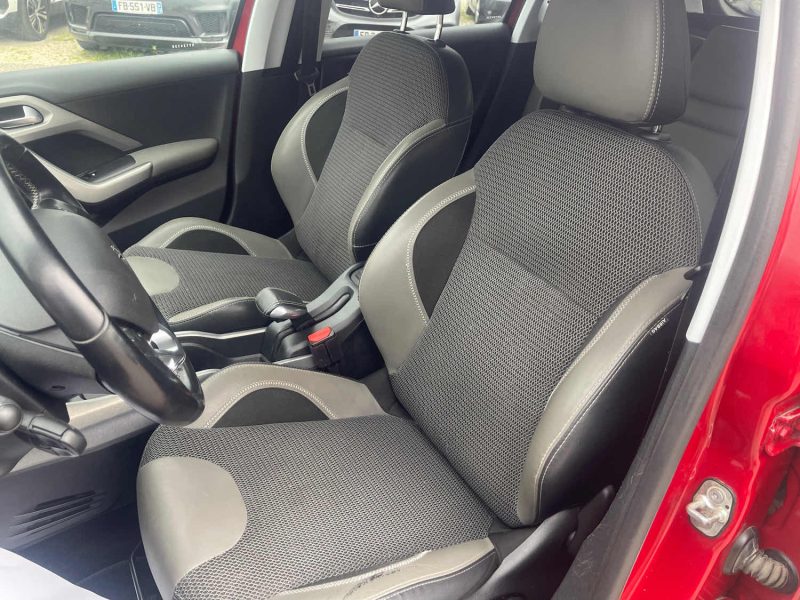 PEUGEOT 2008 1.2 TURBO 110CH S&S BVM5 Allure