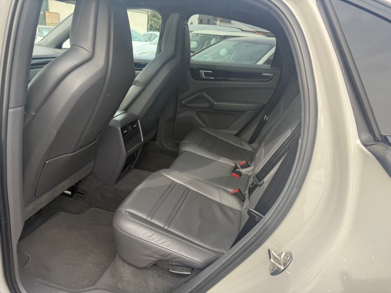 PORSCHE CAYENNE COUPE 3.0 V6 462CH E-HYBRID GARANTIE