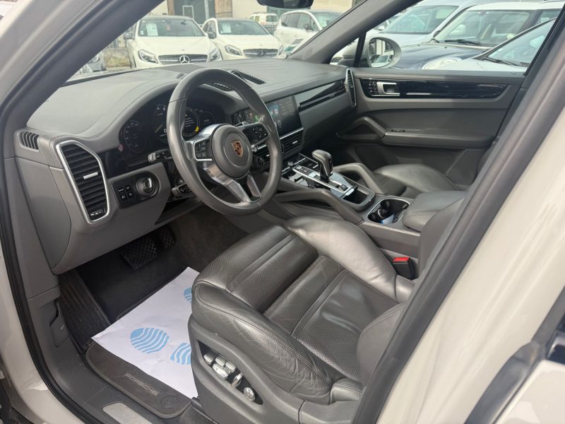 PORSCHE CAYENNE COUPE 3.0 V6 462CH E-HYBRID GARANTIE