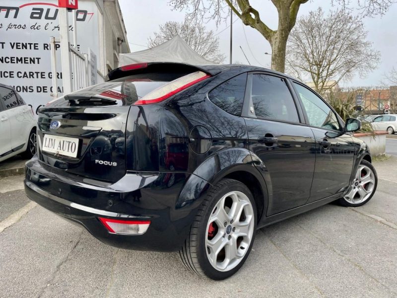 FORD FOCUS 1.8 TDCI 115 GHIA 