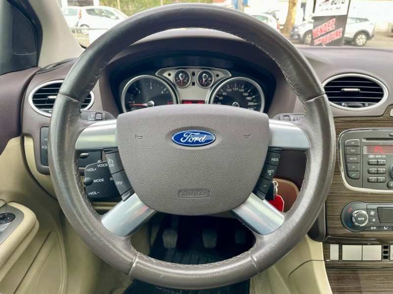 FORD FOCUS 1.8 TDCi 115 GHIA 