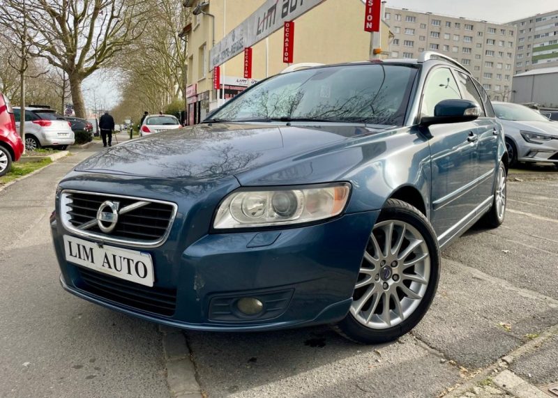 VOLVO V50 2.4 D5 180 SUMMUM 