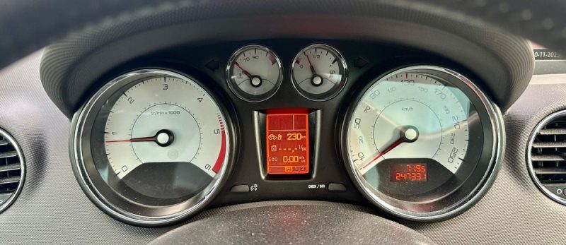 PEUGEOT 308 SW 1.6 E-HDI 112 PACK FAMILY 