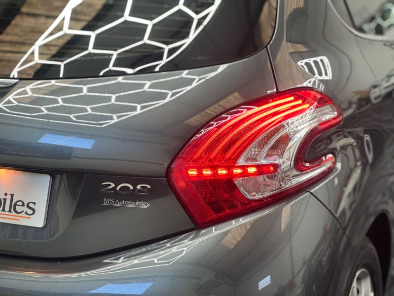 PEUGEOT 208 SEULEMENT 18000KM 1.6 VTI 120ch ALLURE 1ERE MAIN GARANTIE 12 MOIS HISTORIQUE COMPLET🇨🇵