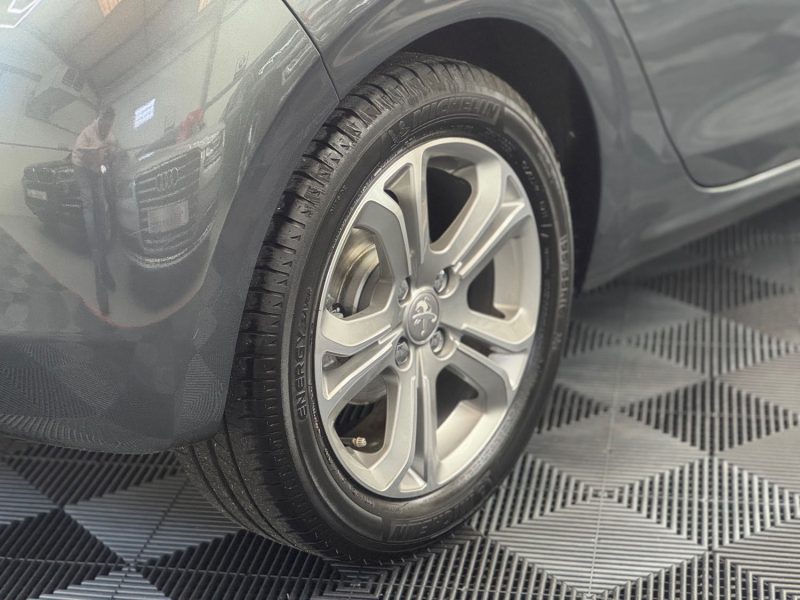 PEUGEOT 208 SEULEMENT 18000KM 1.6 VTI 120ch ALLURE 1ERE MAIN GARANTIE 12 MOIS HISTORIQUE COMPLET🇨🇵