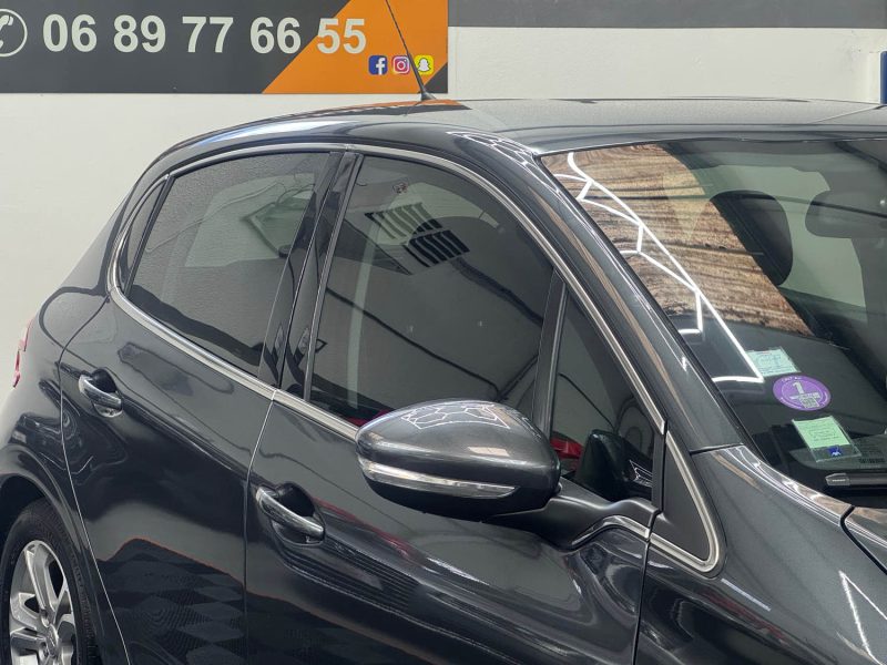 PEUGEOT 208 SEULEMENT 18000KM 1.6 VTI 120ch ALLURE 1ERE MAIN GARANTIE 12 MOIS HISTORIQUE COMPLET🇨🇵