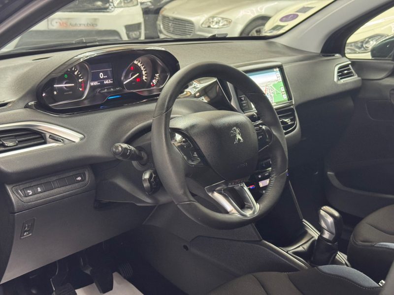 PEUGEOT 208 SEULEMENT 18000KM 1.6 VTI 120ch ALLURE 1ERE MAIN GARANTIE 12 MOIS HISTORIQUE COMPLET🇨🇵