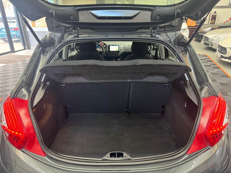 PEUGEOT 208 SEULEMENT 18000KM 1.6 VTI 120ch ALLURE 1ERE MAIN GARANTIE 12 MOIS HISTORIQUE COMPLET🇨🇵