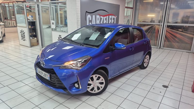 TOYOTA YARIS HYBRIDE 100cv FRANCE BUSINESS/1 ERE MAIN