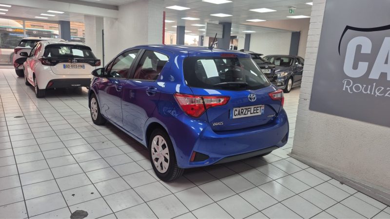 TOYOTA YARIS HYBRIDE 100cv FRANCE BUSINESS/1 ERE MAIN