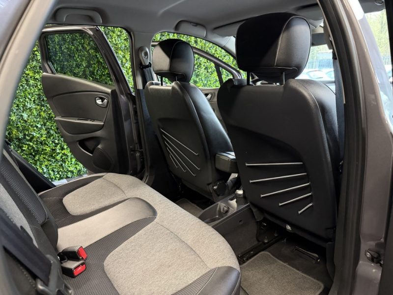 RENAULT CAPTUR PHASE 2 INTENS 1.5 DCI 110 Cv ECRAN GPS TACTILE CAMERA RECUL BVM6 - GARANTIE 1 AN