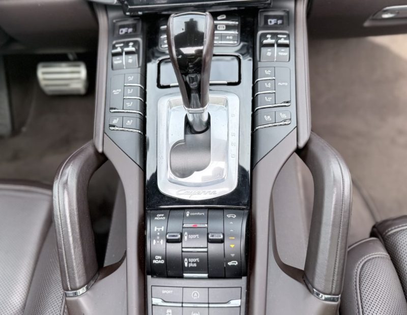 PORSCHE CAYENNE S 4.2 385ch / TOIT OUVRANT / BOSE
