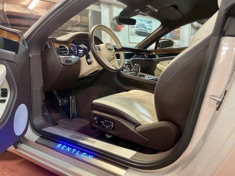 BENTLEY CONTINENTAL GT coupé 6.0 W12 AWD